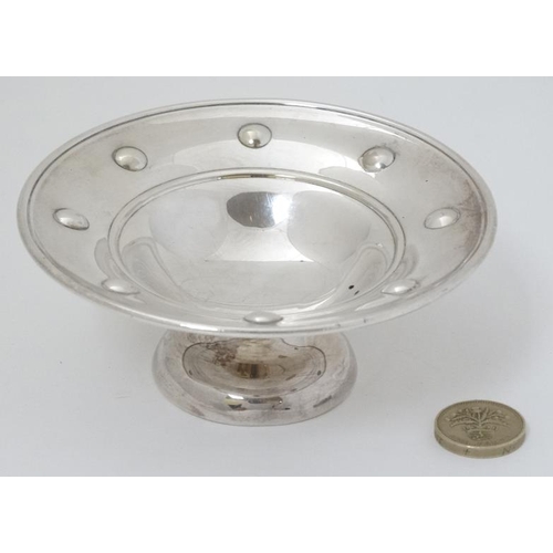 755 - Arts and Crafts : A James Dixon small silver plated tazza, marked under D4093 . 4 5/8'' diameter x 2... 