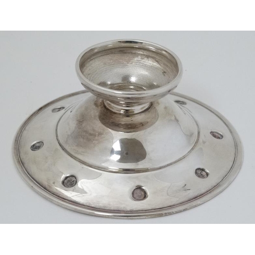 755 - Arts and Crafts : A James Dixon small silver plated tazza, marked under D4093 . 4 5/8'' diameter x 2... 