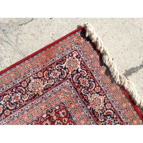 78 - Rug / Carpet : a 20 thC Belgian Wilton rug with 5 bands around a wine red central ground. 123 x 78 1... 