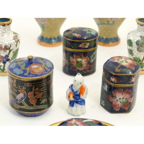 878 - A quanitity of assorted late 19thC and 20thC Cloisonne miniature vases, miniature pots etc. largest ... 