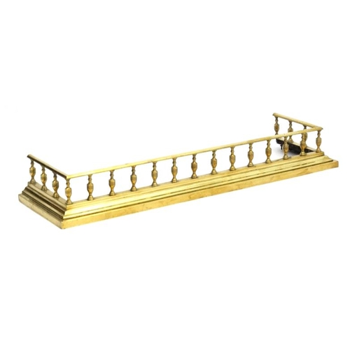 1095 - Garden and Architectural : a circa 1900 cast brass fire fender , measuring 6 1/2'' high x 14'' D x 4... 