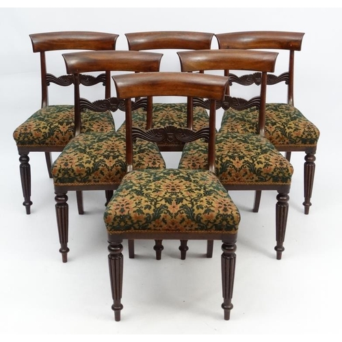 257 - A c.1835 set of 6 mahogany dining chairs in the manner of Gillows, with upholstered seats. 33'' high... 