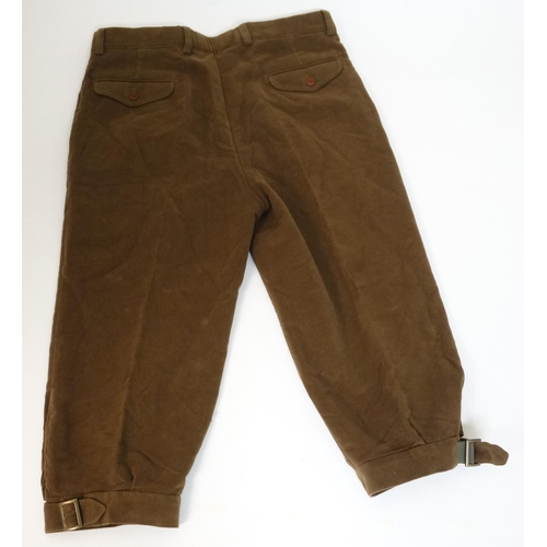 101 - A pair of Beretta signature sport breeks in tabacco colour, size 40, with tags