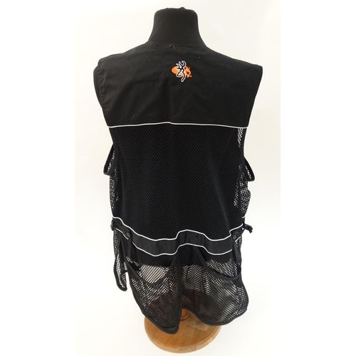 108 - A Browning Delux Claymaster Ambi Black mesh shooting vest, size XXL, with tags