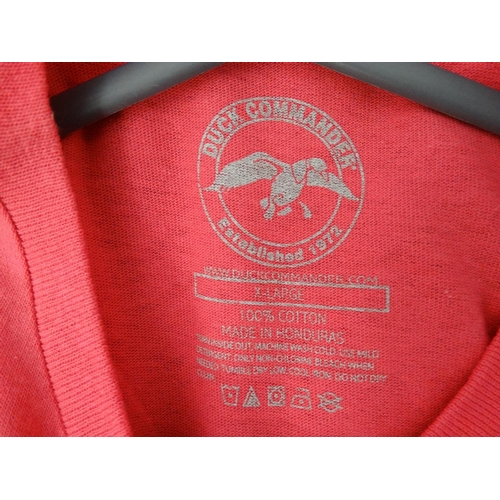 111 - Two Grey Calef Calls Duck shooting Hoodies (size XXL and M) together with two Fuchsia Duck Commander... 