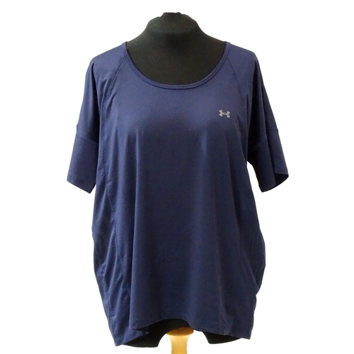 113 - Under Armour Heatgear ladies navy short sleeved top, size L, new with tag