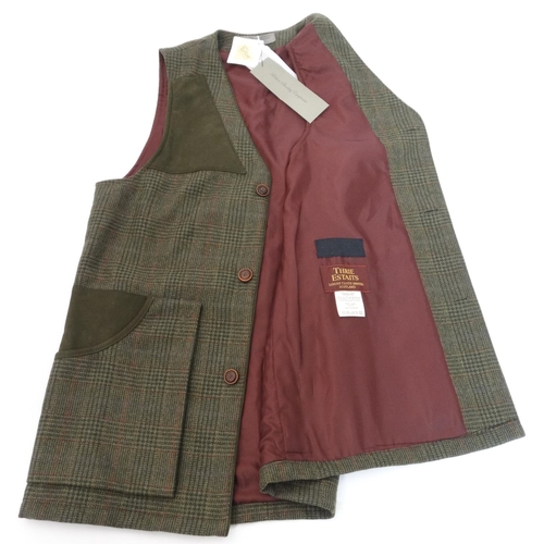 125 - A Laksen Bruar shooting tweed vest / waistcoat, size M, new with tags