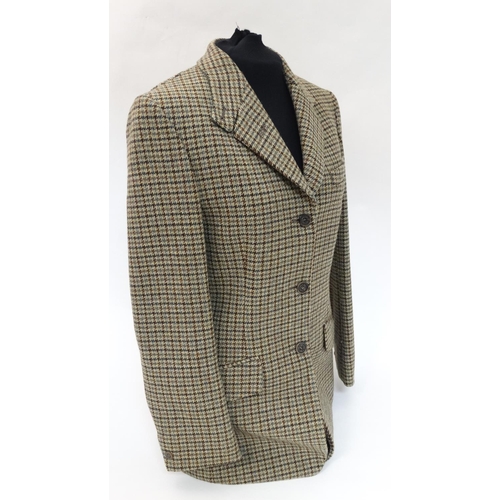 127 - A Holland and Holland tweed blazer, size 8, with tag