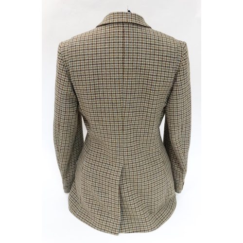 127 - A Holland and Holland tweed blazer, size 8, with tag