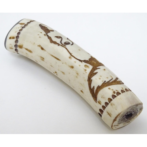 136 - A Vankovs (XX-) Antler Art An antler walking stick / cane handle with carved fox decoration.  Approx... 