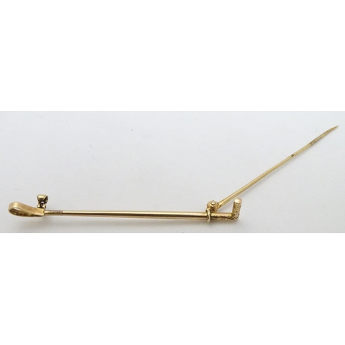 177 - Equine / Horse Riding Interest : A yellow metal stick pin formed as a riding crop / whip 2 1/4'' lon... 