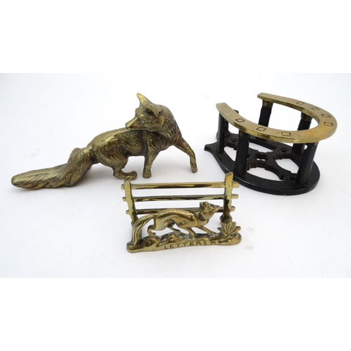 322 - Equine / Hunting interest : Assorted items to include horse brasses,  brass letter rack with fox dec... 