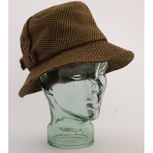 381 - Holland and Holland tweed brown hat