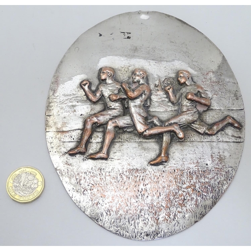 443 - Running / Athletics Interest : An early 20thC silver plate plaque of oval form with cast scene depic... 