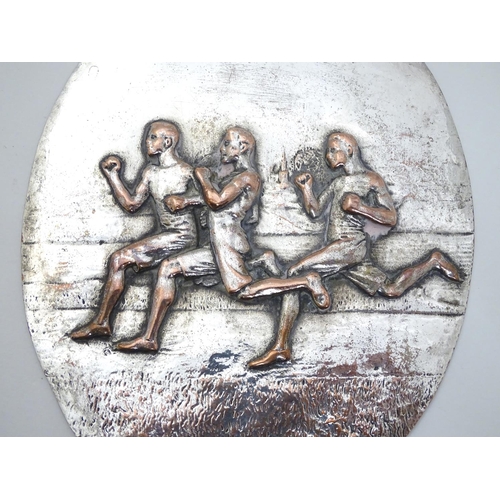 443 - Running / Athletics Interest : An early 20thC silver plate plaque of oval form with cast scene depic... 