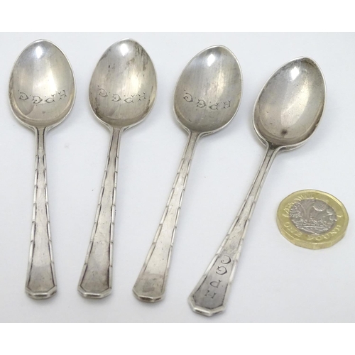 472 - Golfing Interest - Heaton Park Gold Club ?  : A Matched set of 4 silver teaspoons Hallmarked Sheffie... 