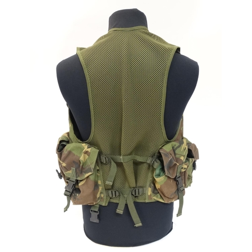 496 - A Cammo fishing  /hunting / photo waistcoat; multi pouches and pockets; mesh back and rucksack, Appr... 