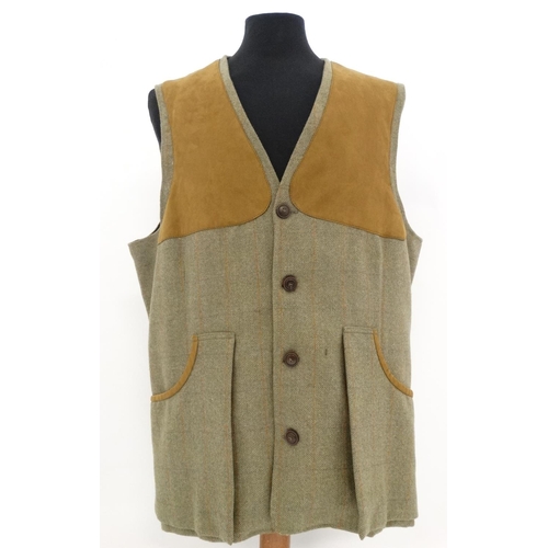 498 - Laksen Manor tweed shooting vest / waistcoat, size L