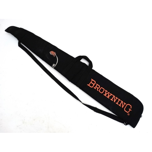 552 - Shooting: A Browning synthetic gun slip, with zip opener, carry handles and strap, 50 1/2'' long