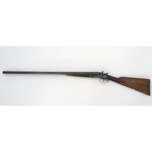 716 - Shotgun: The stock & action of an early 20thC Isaac Hollis & Sons 12 bore side by side hammergun, th... 