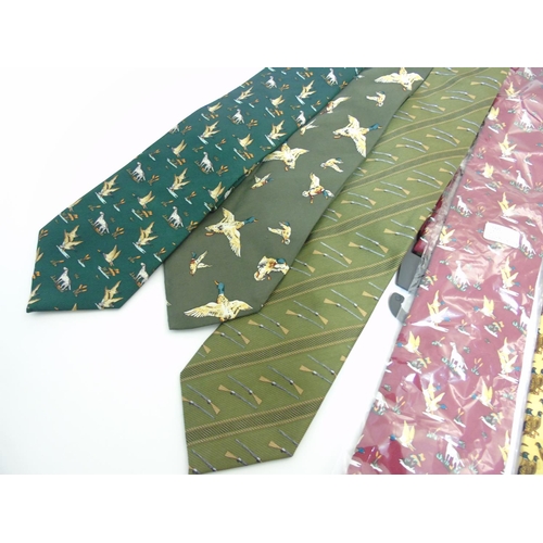 101 - 10 Sporting themed silk and other ties, to include a Hermes style example