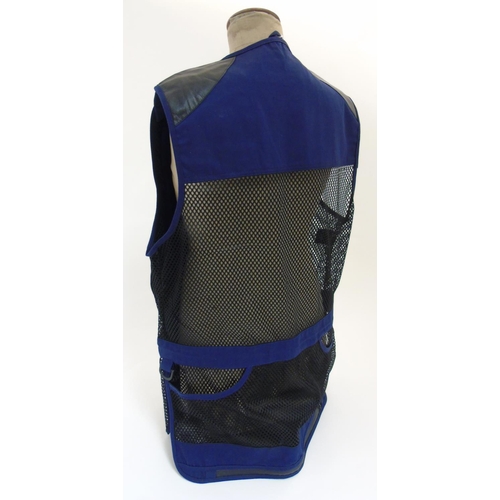 175 - A Deerhunter men's navy and black skeet vest, size XL (New with tags)