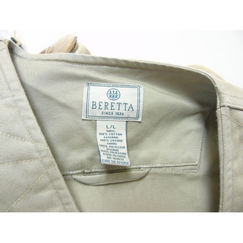 176 - A men's Beretta skeet vest in beige, size L (New with tags)