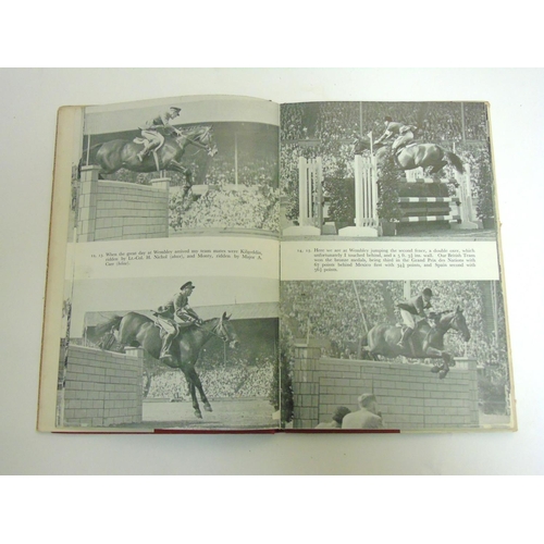 18 - Books: Four hardback books on hunting comprising two volumes of '' Fores Sporting Notes & Sketches '... 