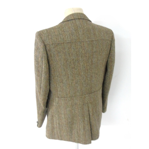 189 - A Dunn and Co Harris tweed brown jacket chest approx 42''