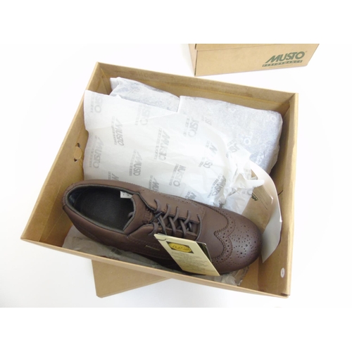 191 - Three pairs of brown shoes Musto Gore-Tex brogues, size 5, 6 and 7 (New with tags)