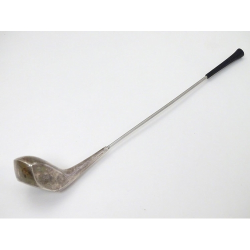 318 - A Danish silver plate novelty cocktail stirrer / cooler formed as a golf club. Marked  Frigast, Denm... 