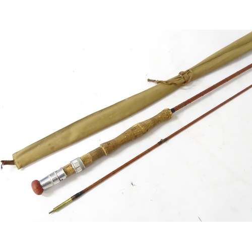 363 - Vintage Single Hand Fly Fishing : A split cane 2 piece rod 9ft long with cloth case