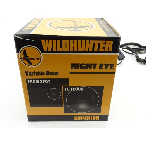 539 - Shooting: A Wildhunter 'night-eye' lamping torch/spotlight, variable beam, with clamp mount, for use... 