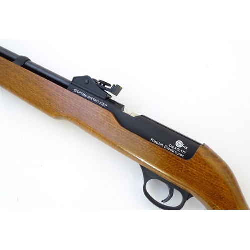 577 - Airgun: An 'XT501 Rabbit Destroyer' .22/5.5mm CO2 bolt-action air rifle by SMK, England.  21 3/4'' b... 