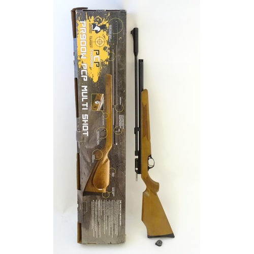 580 - Airgun: A 'PR900 Victory' .177/4.5mm pre-charged pneumatic air rifle by SMK, England.  22 1/2'' barr... 