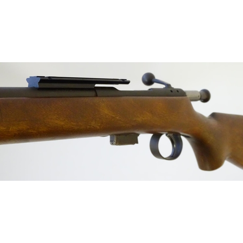 584 - Rimfire rifle: A 'Sportsman-Five' bolt-action .22LR rifle by BSA, Birmingham.  23 1/2'' barrel with ... 