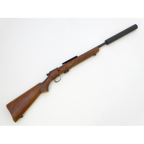 584 - Rimfire rifle: A 'Sportsman-Five' bolt-action .22LR rifle by BSA, Birmingham.  23 1/2'' barrel with ... 