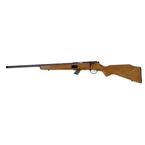 585 - Rimfire rifle: A 'Mark II' bolt-action .22LR rifle by Savage, USA. 20 3/4'' barrel, threaded for sou... 