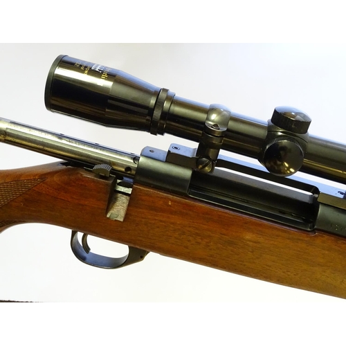 596 - Centrefire rifle: A 'Vanguard VGS' .270W bolt-action stalking rifle by Weatherby, USA. 25'' barrel, ... 