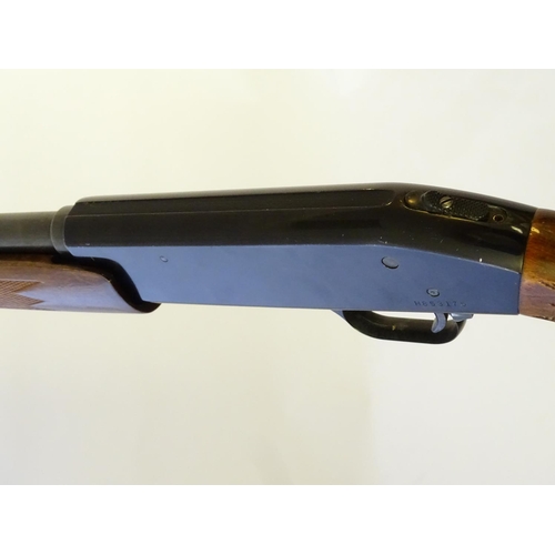 597 - Shotgun: A '500E' .410 pump-action shotgun by Mossberg, USA. 26'' ribless fixed choke barrel with 3'... 