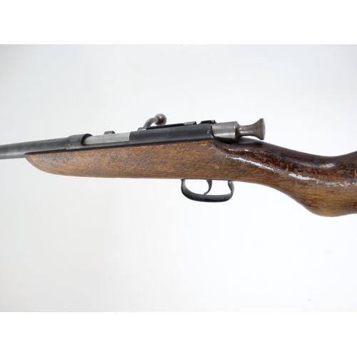 598 - Shotgun : A .410 Bolt action shotgun by Webley & Scott , Birmingham .  25 1/2'' barrel with 2 1/2'' ... 