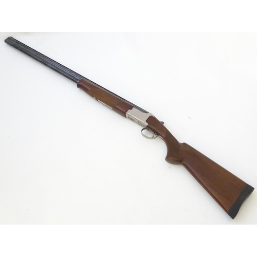 613 - Shotgun: An 'MK60' 20 bore over and under boxlock ejector shotgun by Miroku, Japan. 30'' fixed choke... 