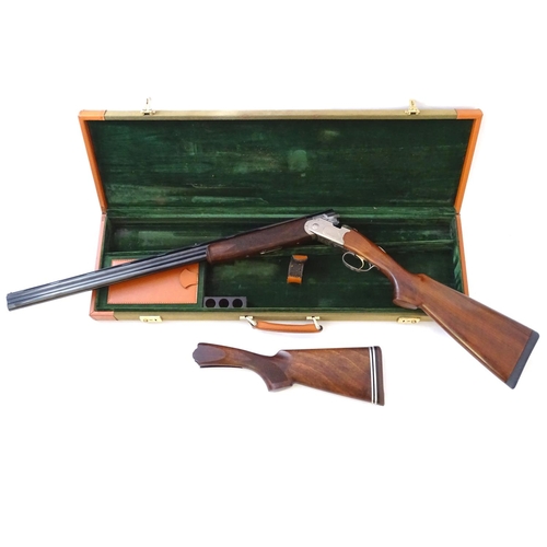 615 - Shotgun: A cased 'Silver Pigeon S' 20 bore over and under boxlock ejector shotgun by P Beretta, Ital... 