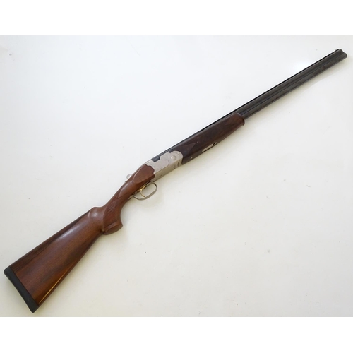 615 - Shotgun: A cased 'Silver Pigeon S' 20 bore over and under boxlock ejector shotgun by P Beretta, Ital... 