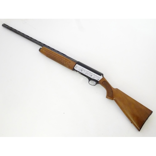 617 - Shotgun: A '48AL Hunter' 12 bore semiautomatic shotgun by Luigi Franchi, Italy. 27'' fixed choke bar... 