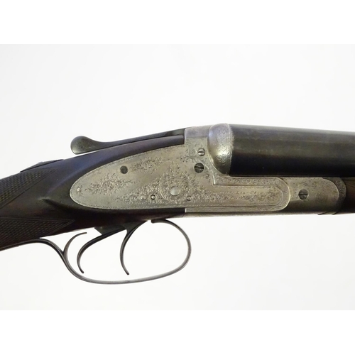 619 - Shotgun: A 12 bore side by side sidelock shotgun by Joseph Lang & Son, London. 28'' fixed choke slee... 