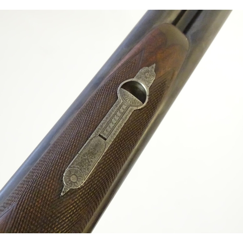 620 - Shotgun: A 12 bore side by side boxlock ejector shotgun by Westley Richards & Co, Birmingham & Londo... 