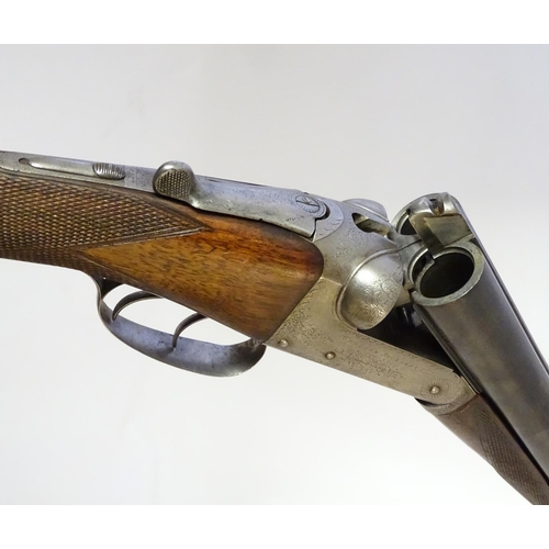 620 - Shotgun: A 12 bore side by side boxlock ejector shotgun by Westley Richards & Co, Birmingham & Londo... 