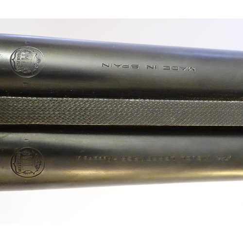 625 - Shotgun: A 12 bore side by side boxlock shotgun by Miguel Larranaga, Spain. 28'' fixed choke barrels... 