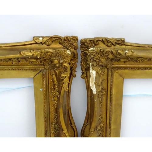 177 - Frames : a pair of late 19 th C gilt picture frames with angled slips , measuring 30 1/2'' x 40 1/2'... 